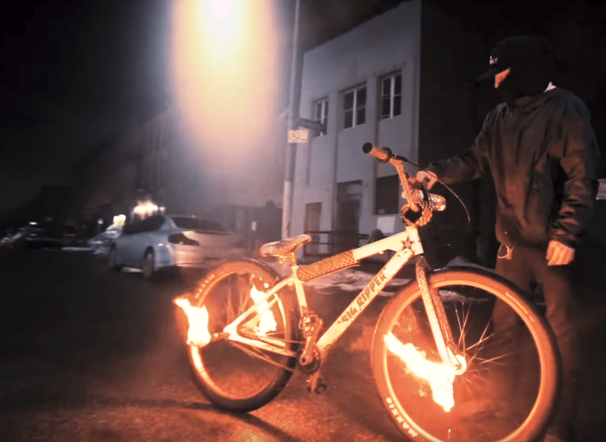 Canciones para sobrevivir L – Abril 1,&nbsp;2018